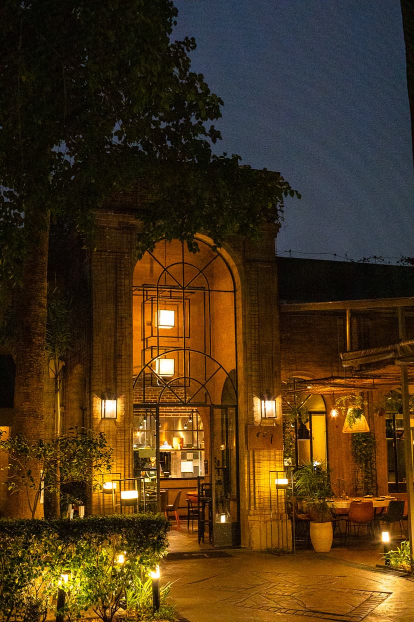 Food gallery showcase